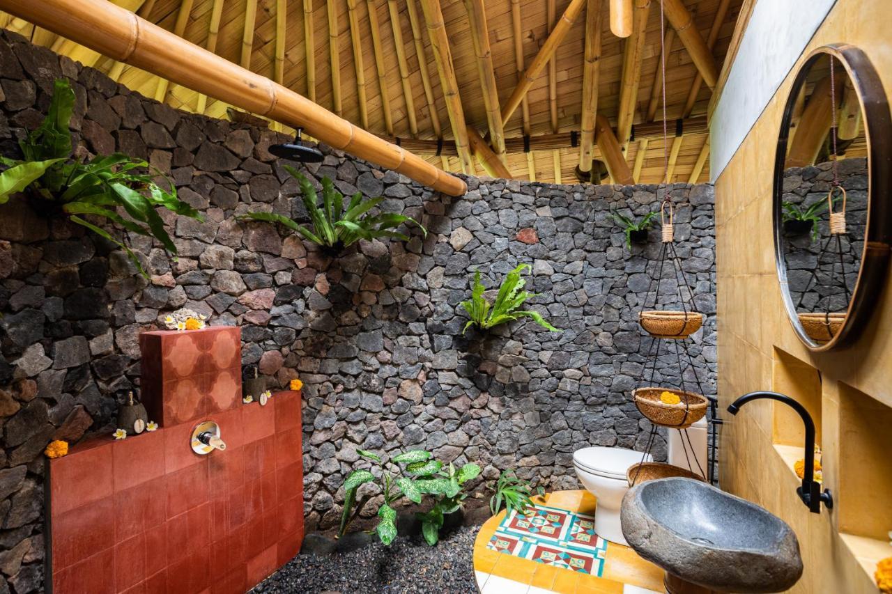 Lodge Bamboo Turtles *