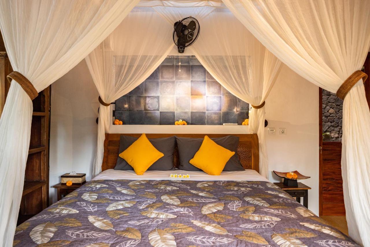 Bamboo Turtles Lodge *