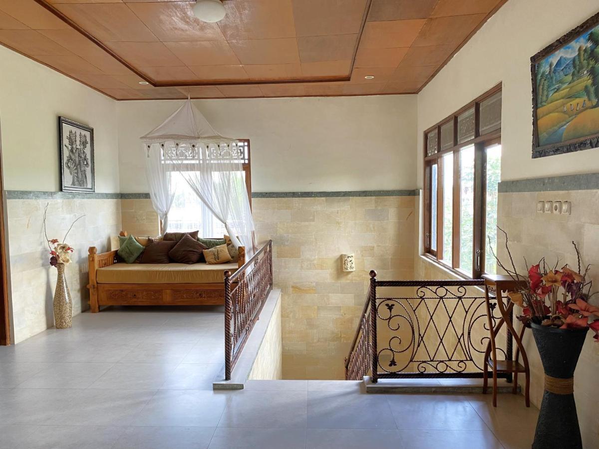 Villa Agung Khalia *