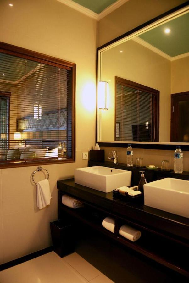 Hotel Cinta *