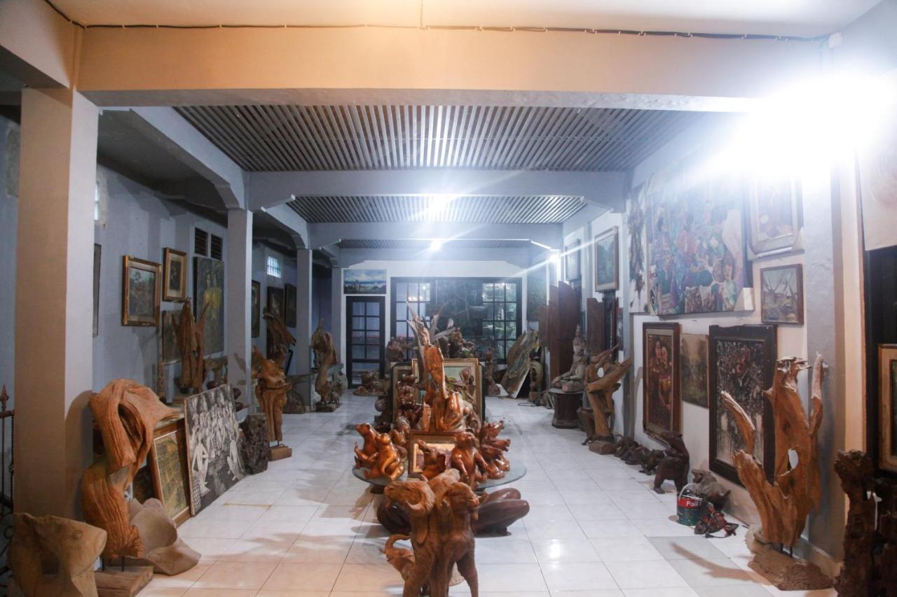Lodge Legon House