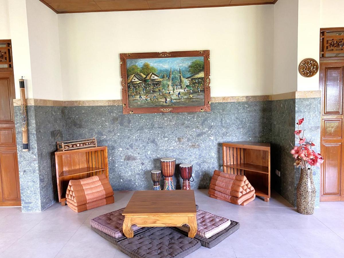 Agung Khalia Villa *