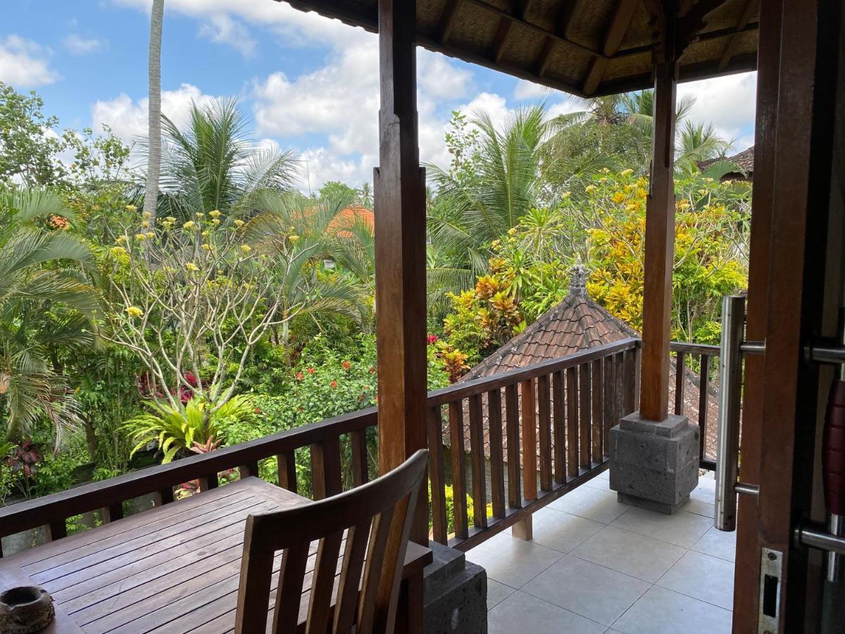 Villa Agung Khalia *