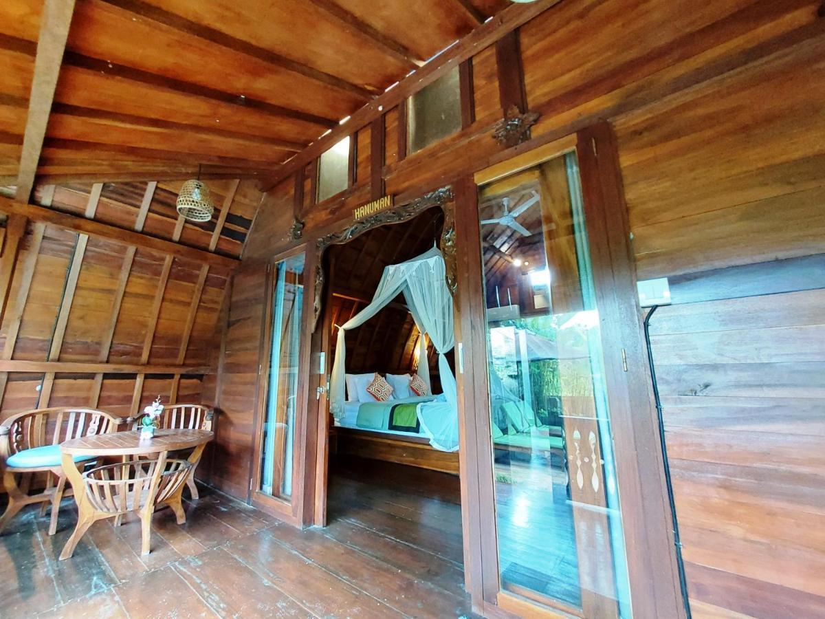 Villa Shivananda Antique By Eps *