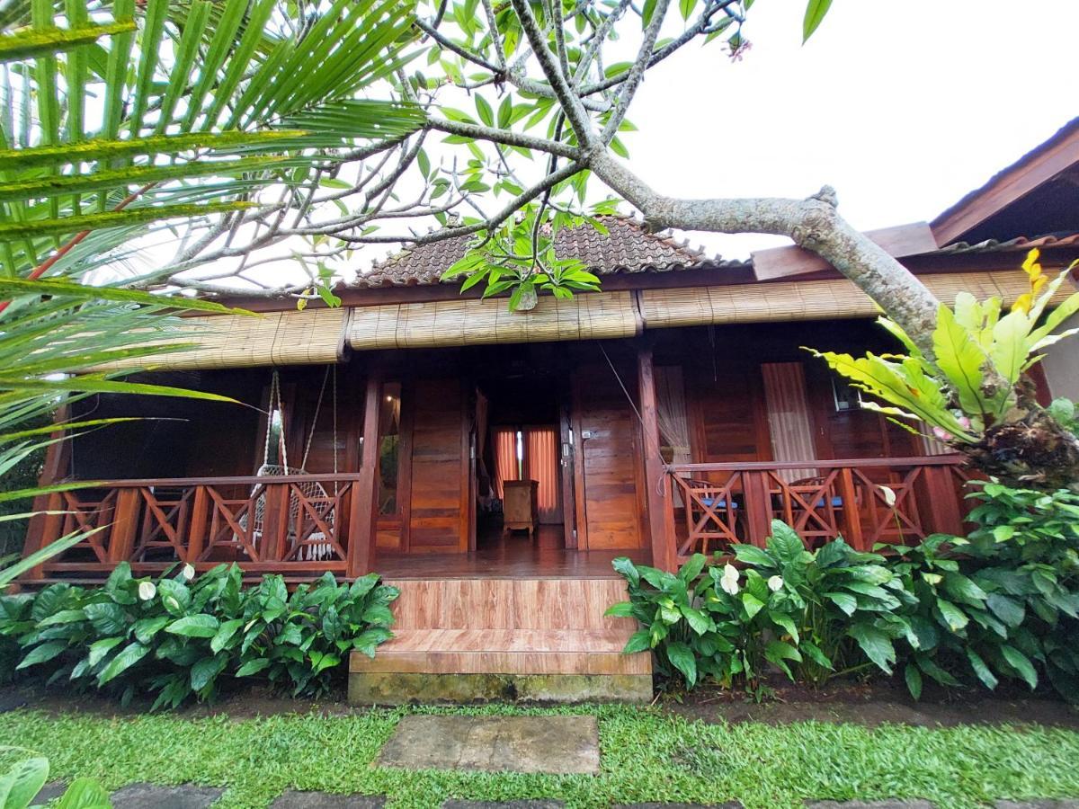 Villa Shivananda Antique By Eps