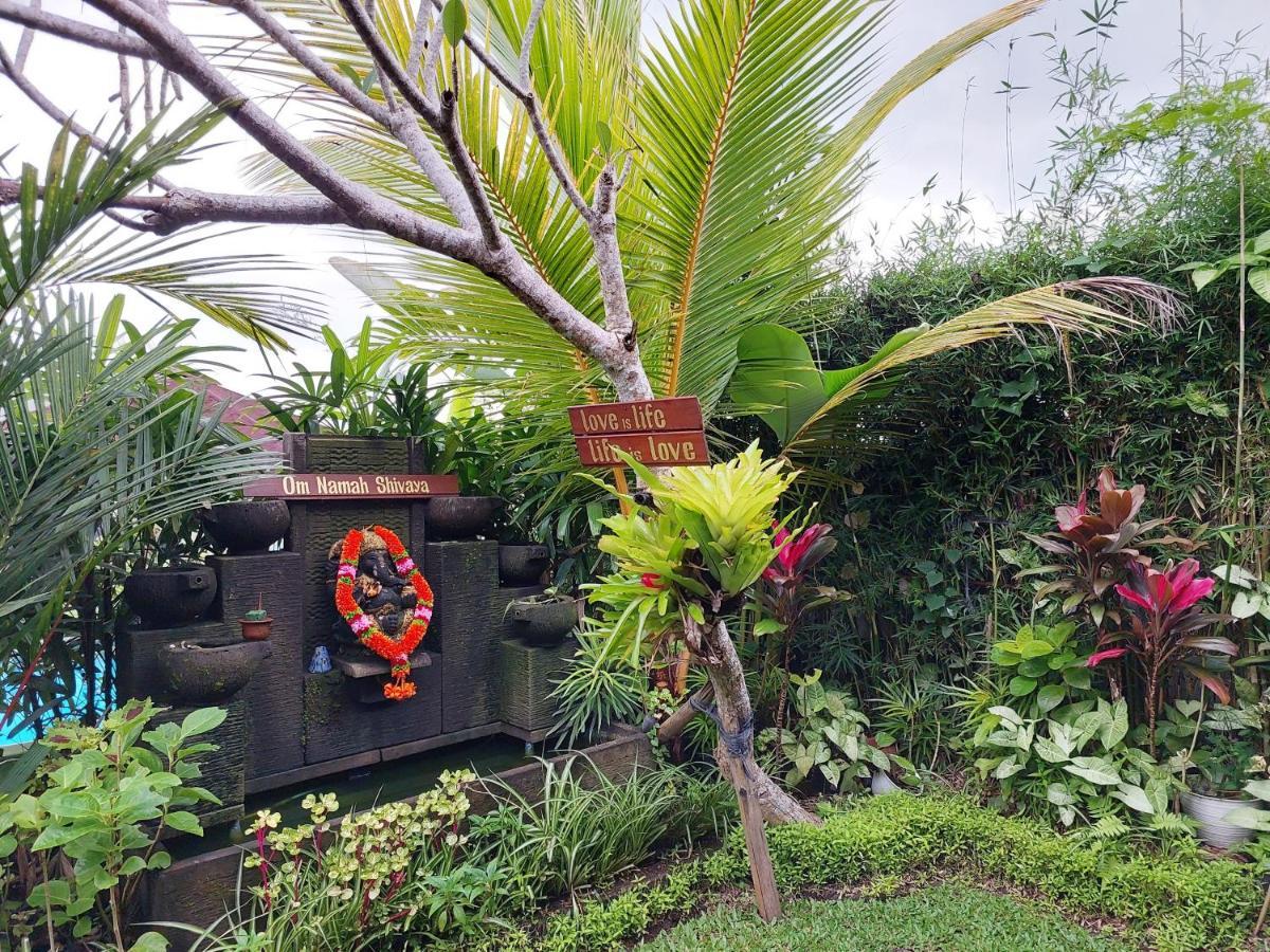 Shivananda Antique By Eps Ubud (Bali)