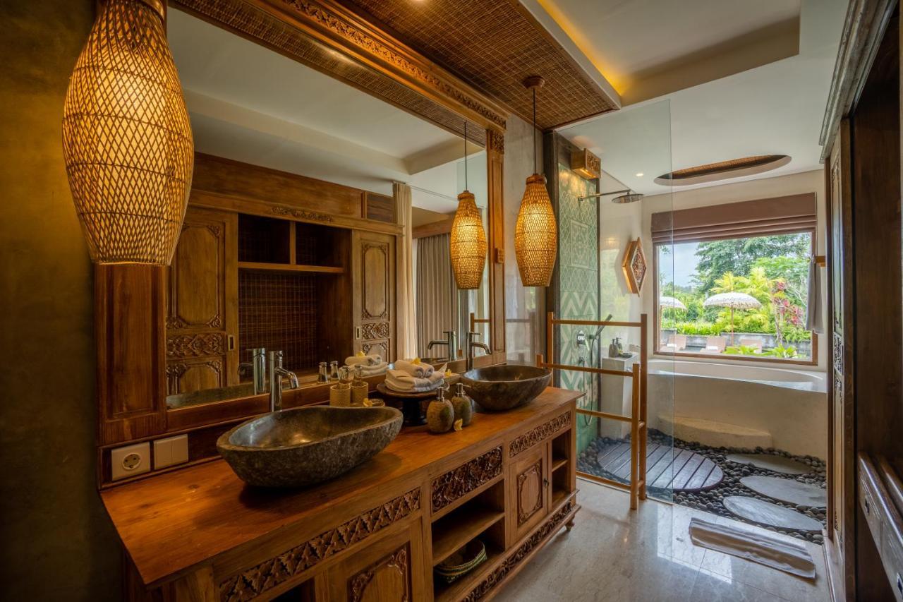 The Alena A Pramana Experience Resor 5*