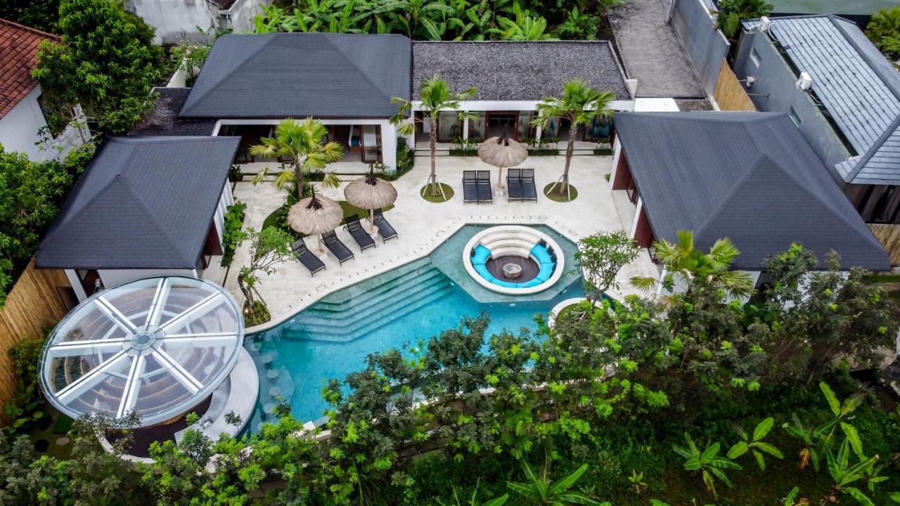 Poolbar By Balisuperhost