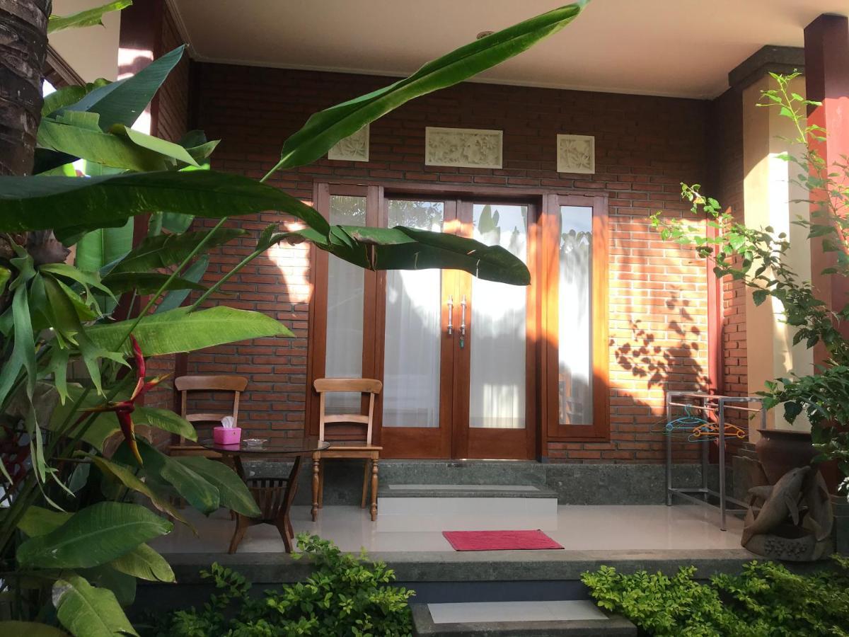 Semara Teges House