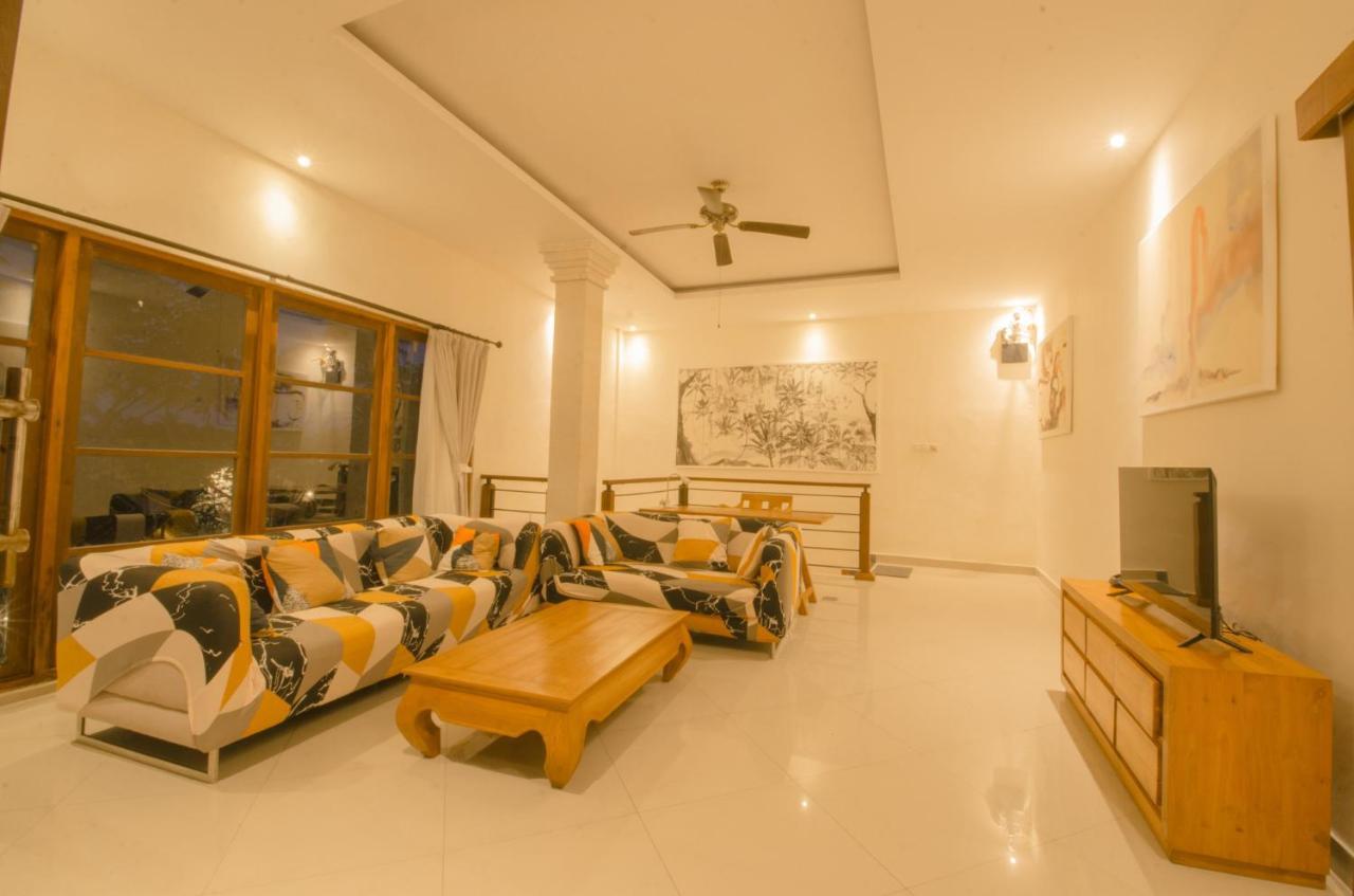 Luxury Ada Padi Villa *