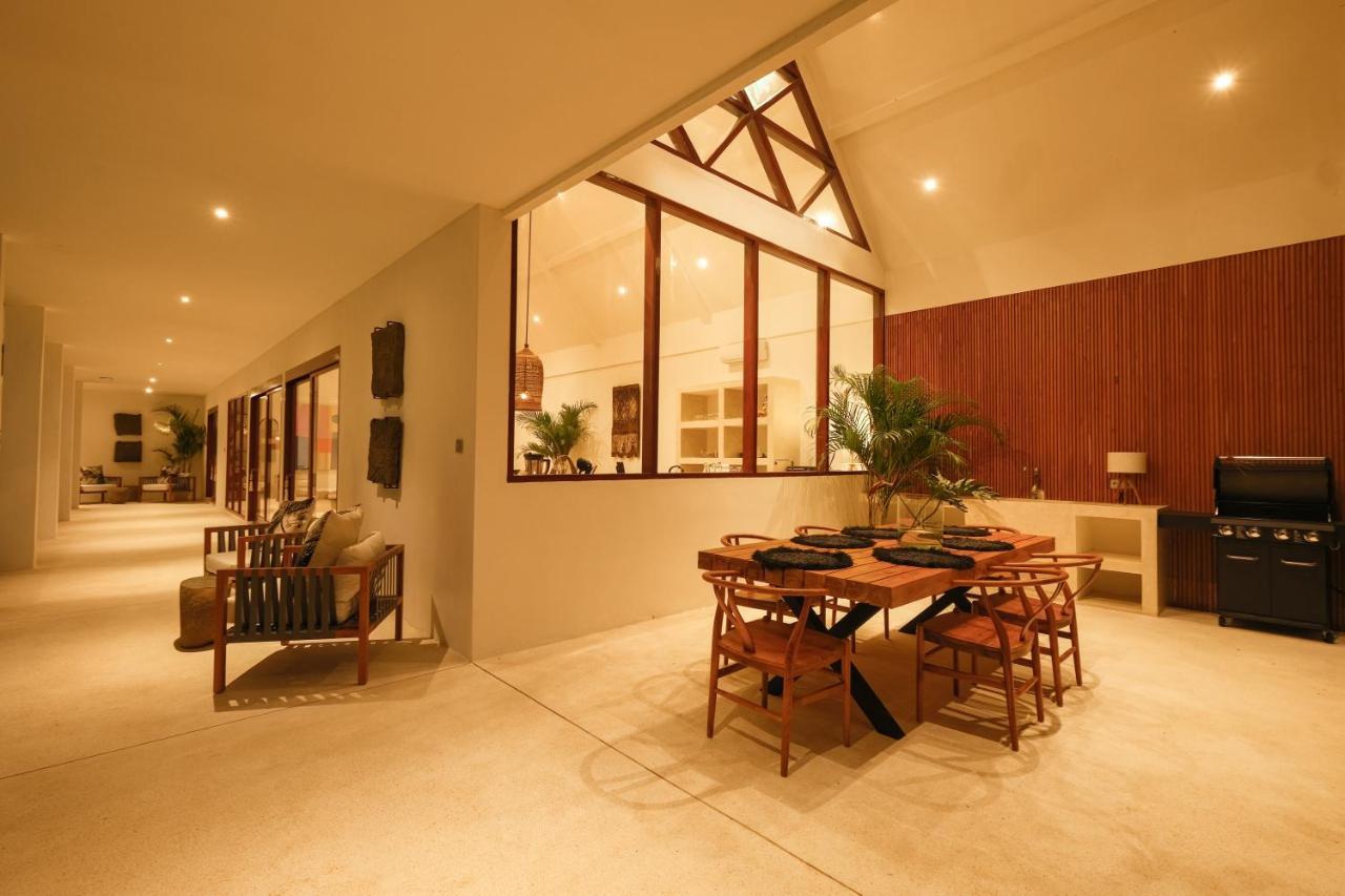Villa Luxury 2-bedroom With Private Pool And Bbq - Serene Escape! *