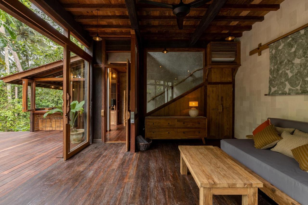 Casa Pohon Villa *
