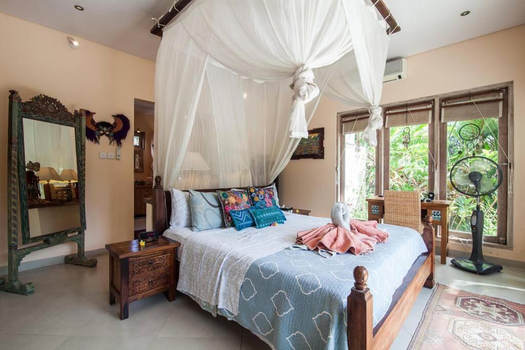 Semua Suka/ubud/2 Bd/2bath/ac/pool Villa *