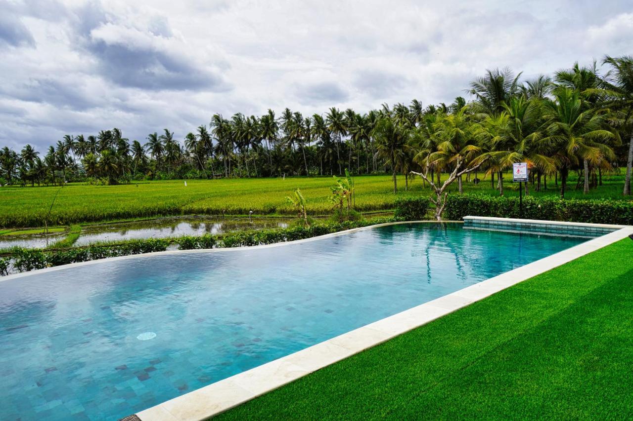 Adil & Ubud