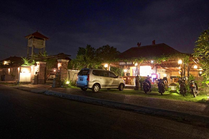 Warung Mandi & Ubud (Bali)
