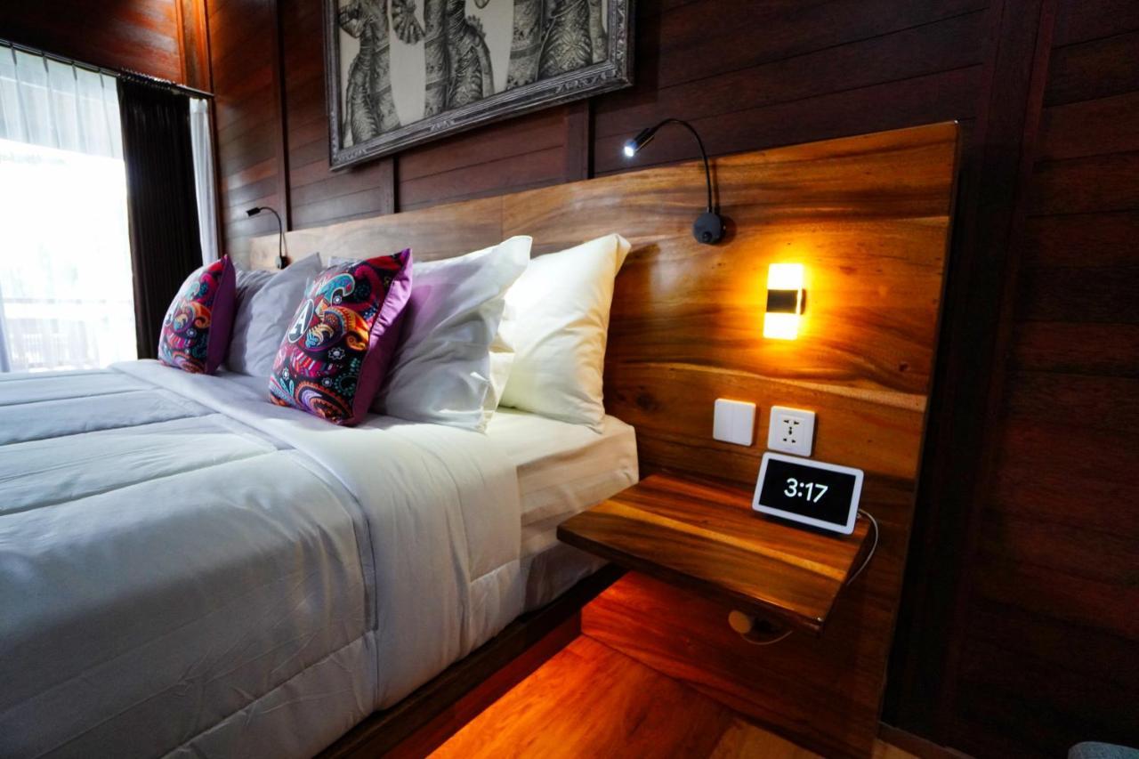 Adil & 4* Ubud