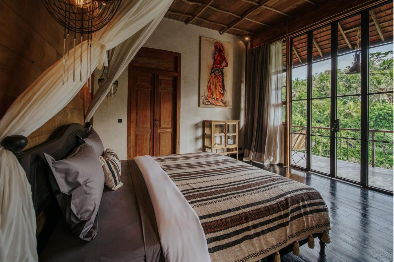 Bedulu Cliff Estate - Wood Side Villa *