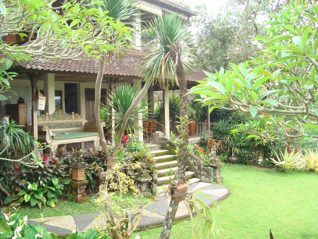 Sayan Terrace 4*