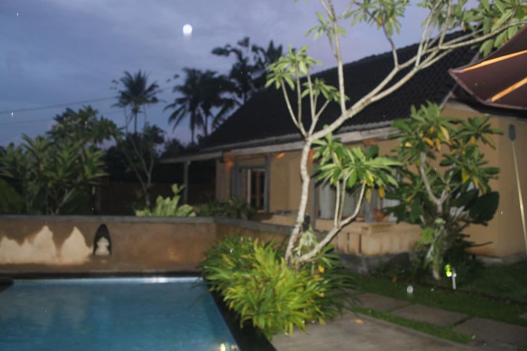 Ujung Guest house 2*
