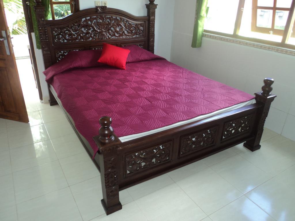 Kabera Homestay *