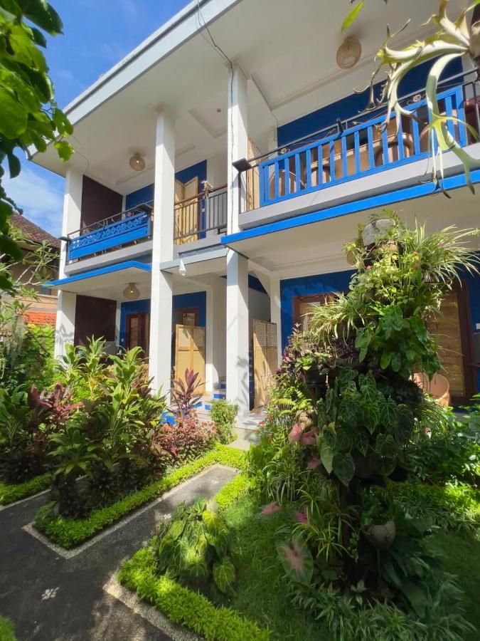 Varmana Guest house *