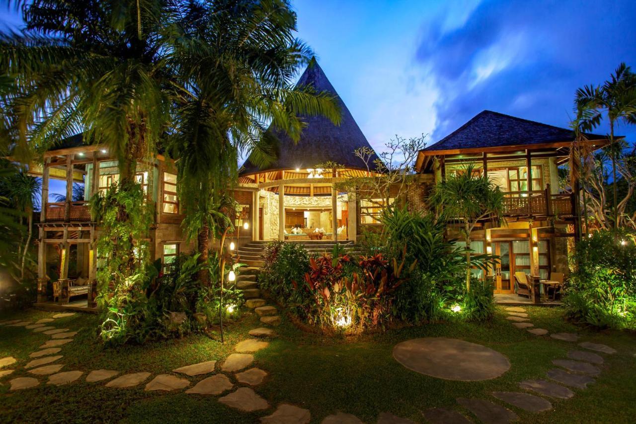 Aryaswara Campo de férias 3*
