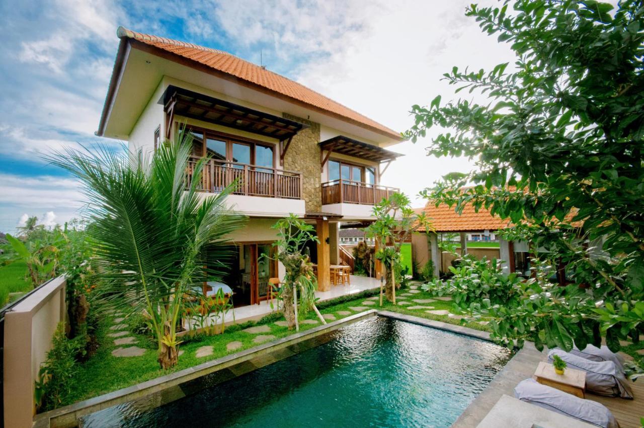 Lucky House Villa *