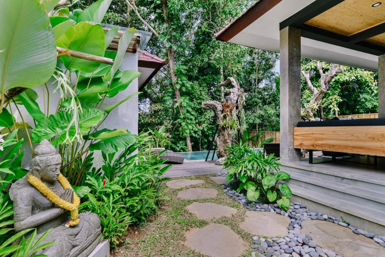 Gaya Villa *