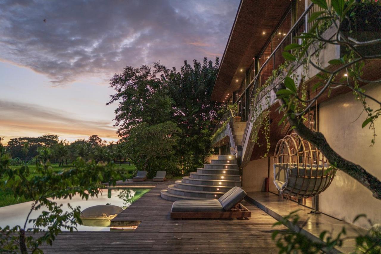 Villa The Flow House *