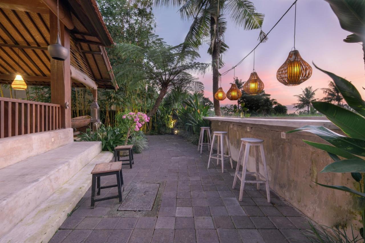 Hotel Artini Bisma