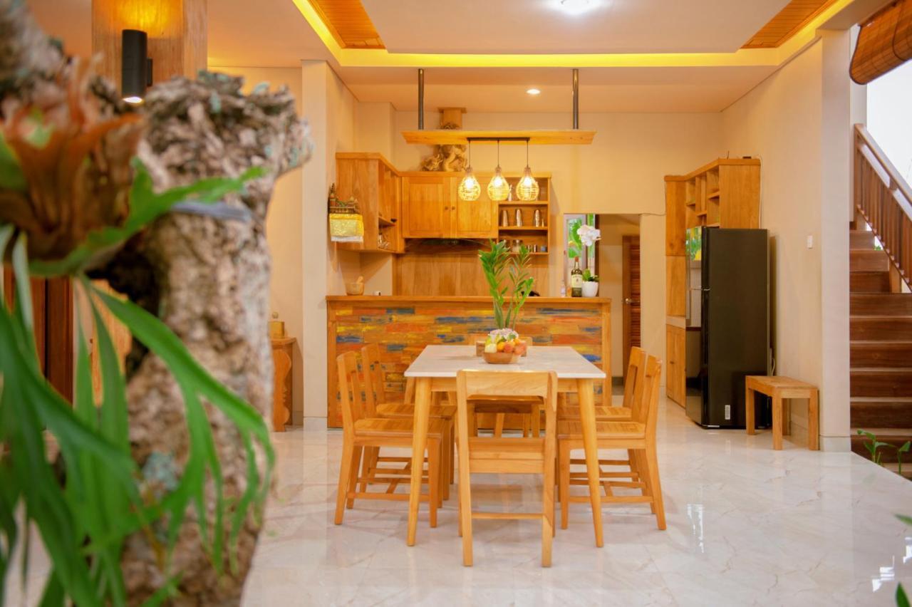 Lucky House Villa