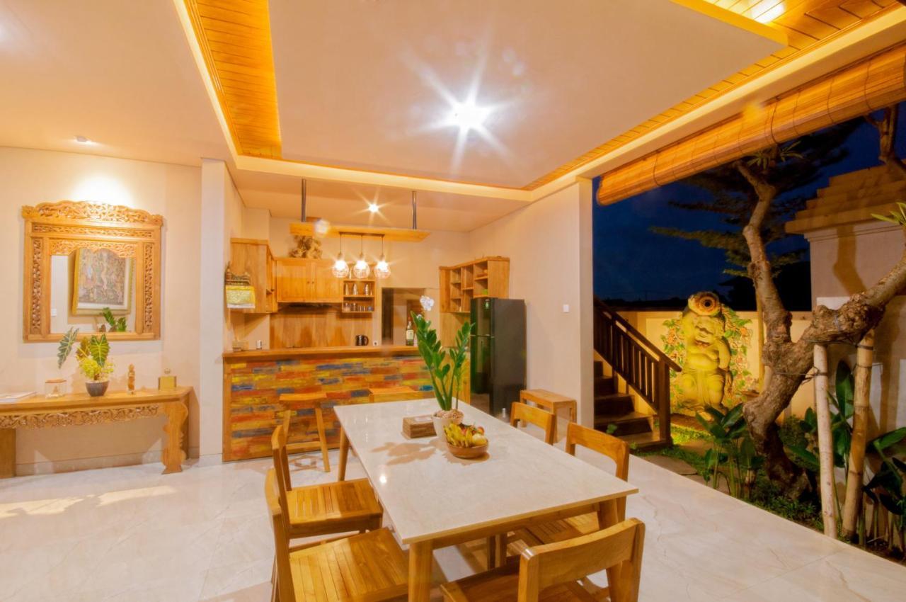 Lucky House Villa *