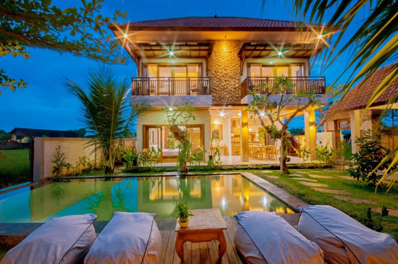 Lucky House *