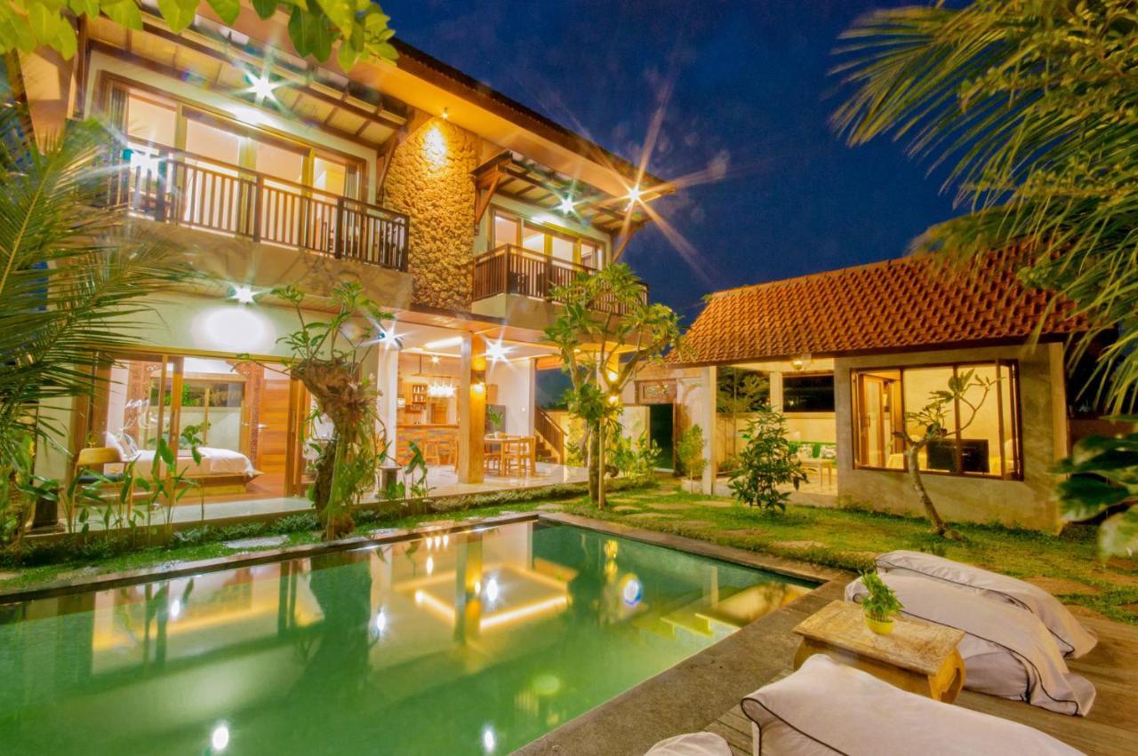 Villa Lucky House *