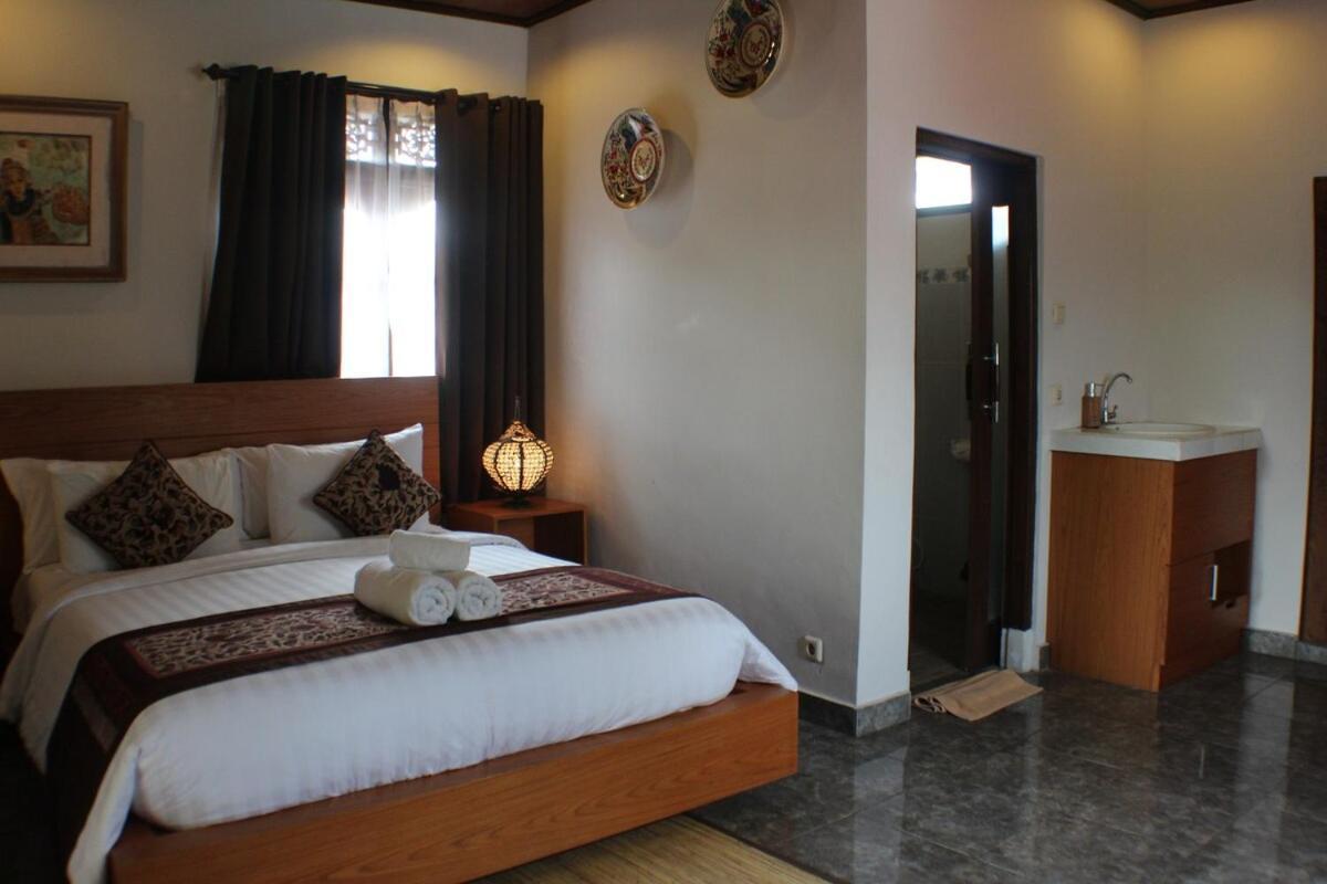 Puri Anyar Heritage Homestay *