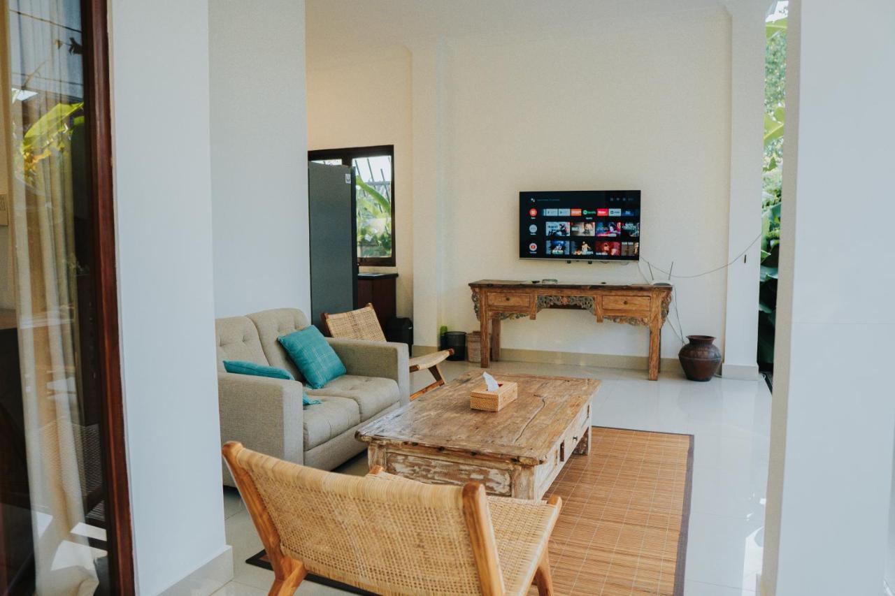 Gading 2 Villa
