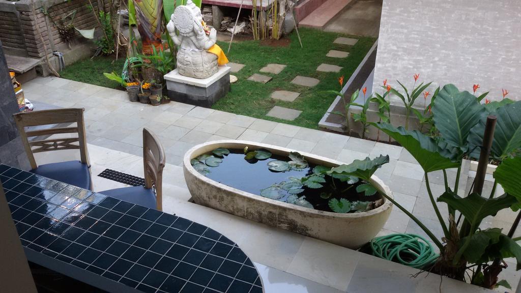 Blu Mango Guest house *