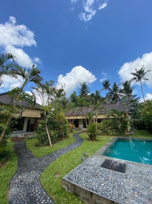 Villa Daksina Ii - 3 Bedrooms Private In *