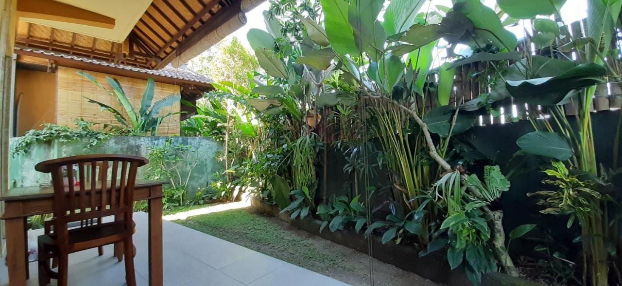 Batik Wisma tamu