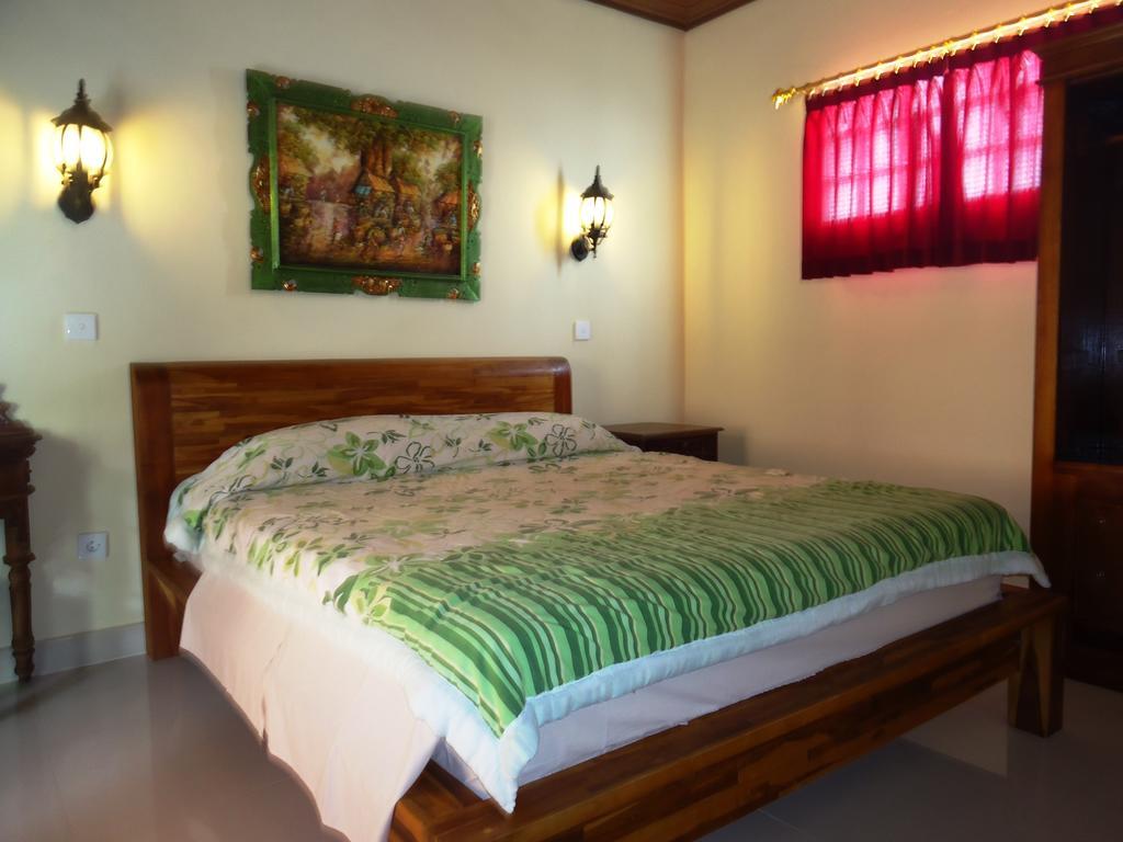 Gusti's Garden 4*