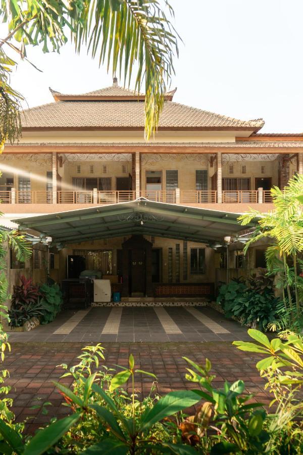 Townhouse, Pool & Kitchen, Ubud, Cucus Mondok