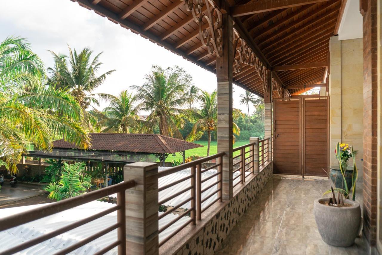 Townhouse, Pool & Kitchen, Ubud, Cucus Mondok Ubud