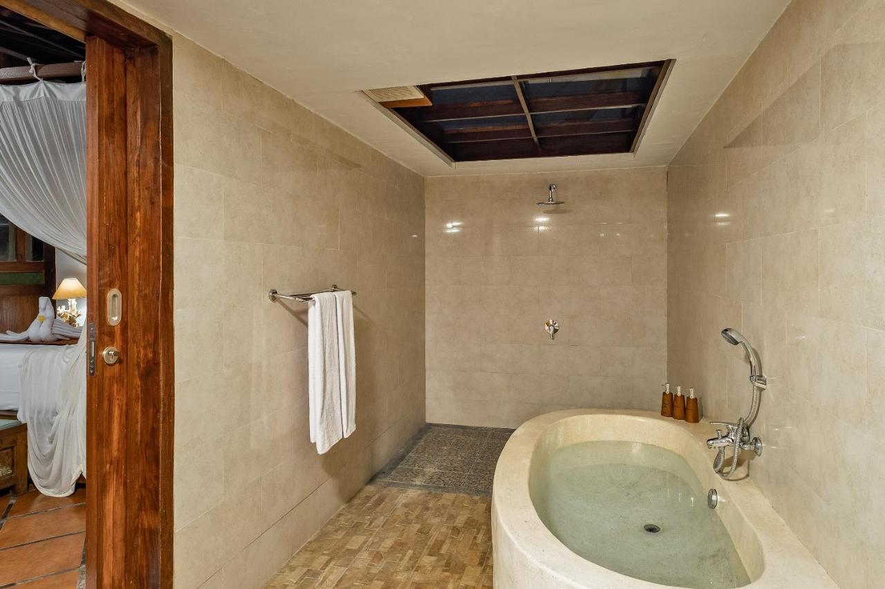 Roshan Villa *