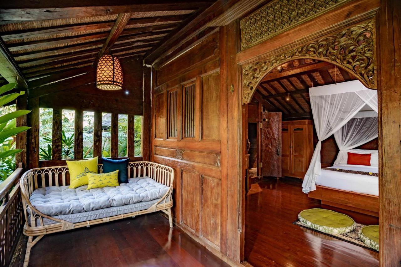 Aryaswara Campo de férias 3*