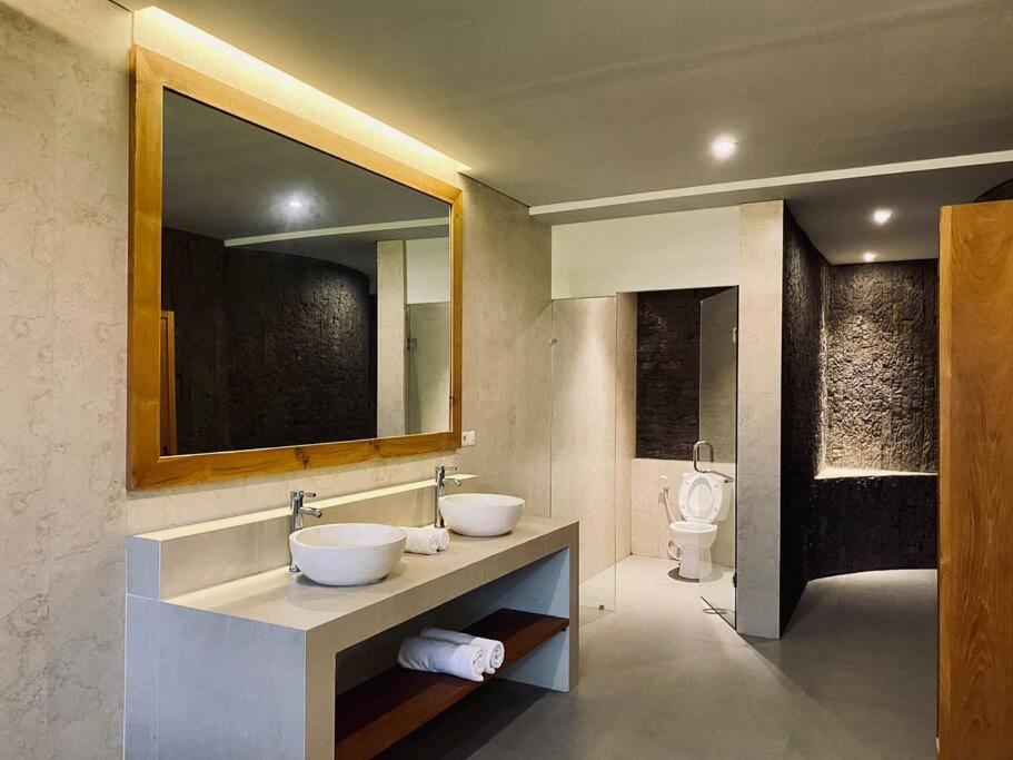 Dewa Dewi 2 Villa