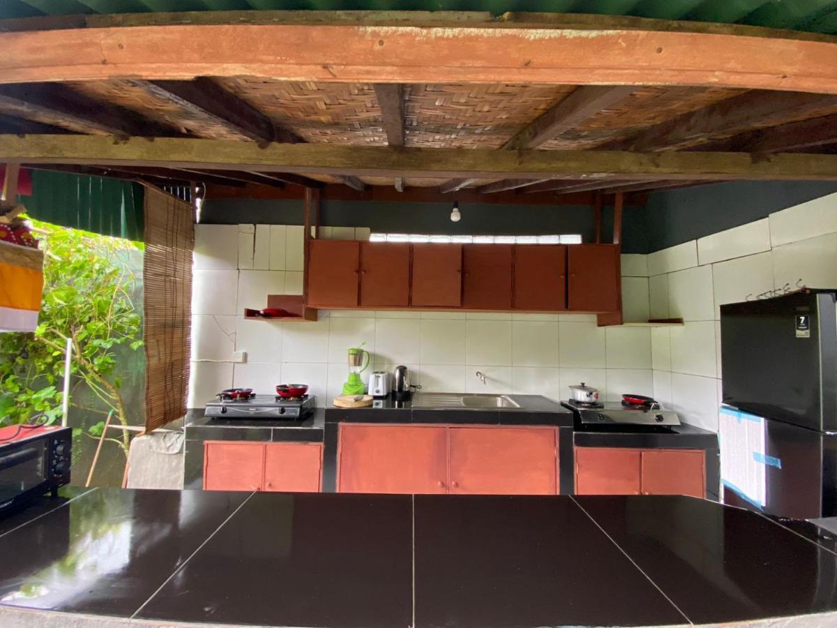 Pomelo Guest house *