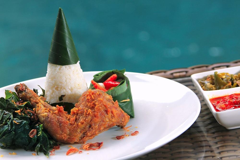 Tebesaya By Pramana Guest house