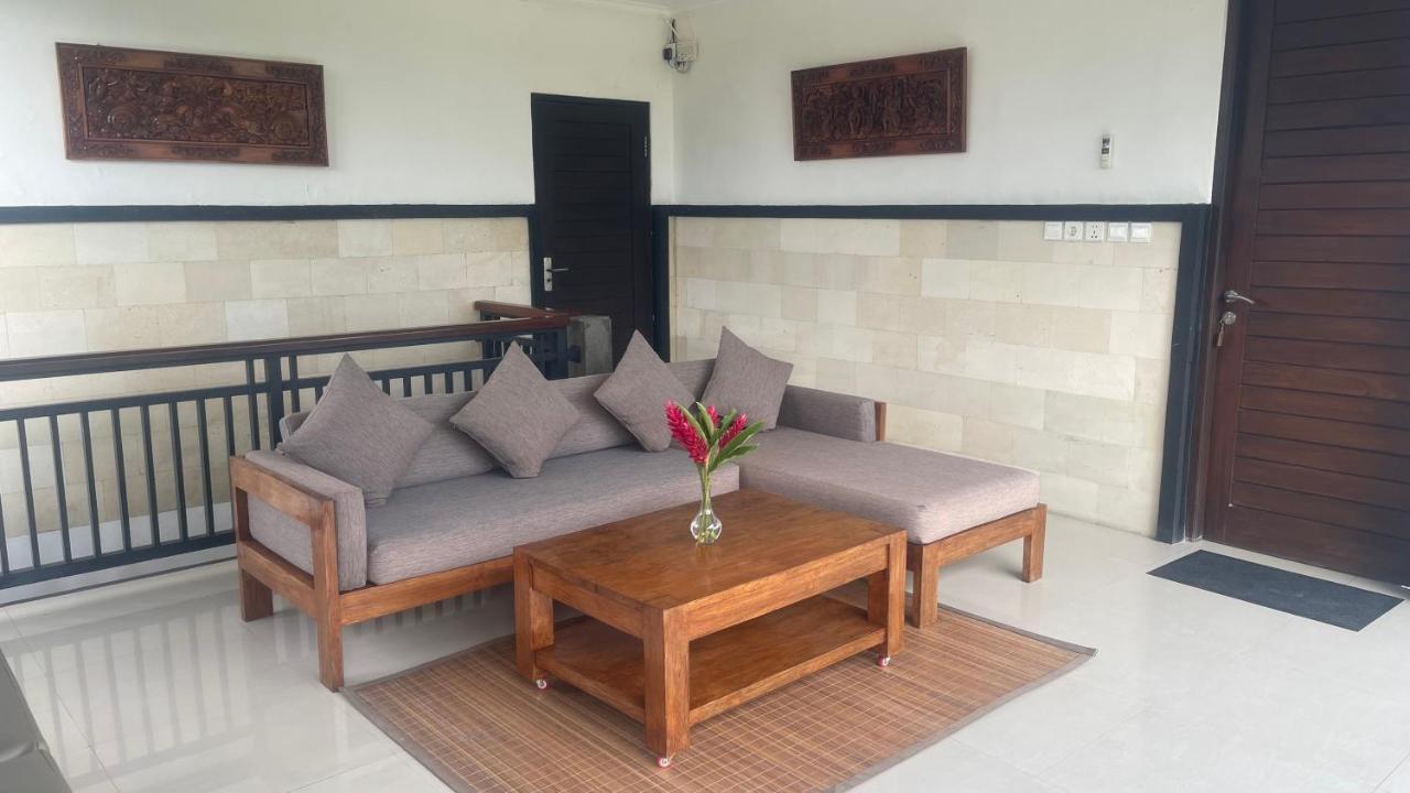 Bayad Anyar - Bali *