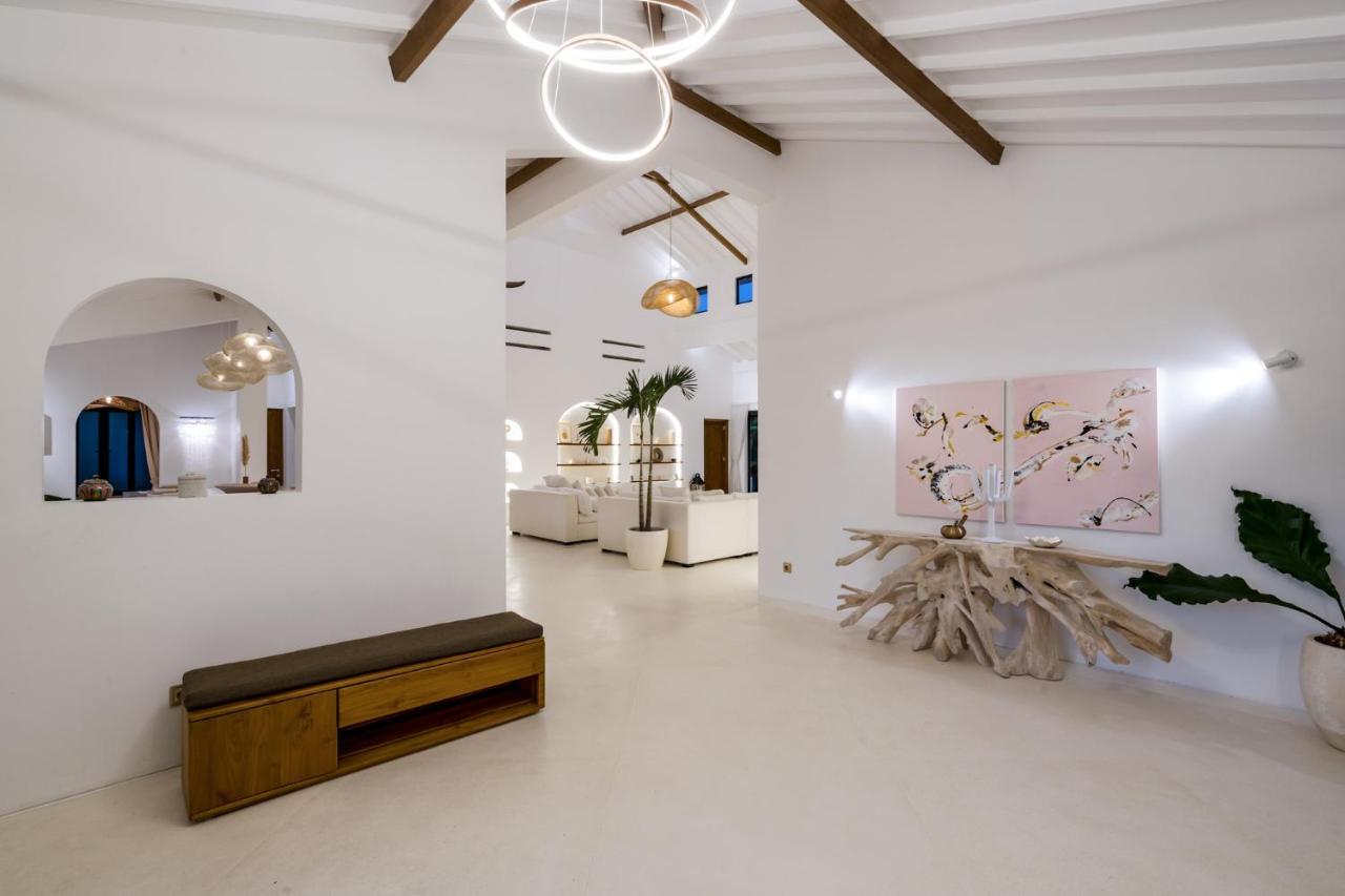 Bisous Villa *