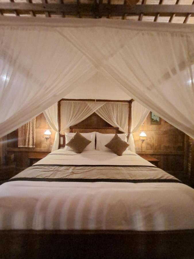 Villa Ayu Dira Heritage House
